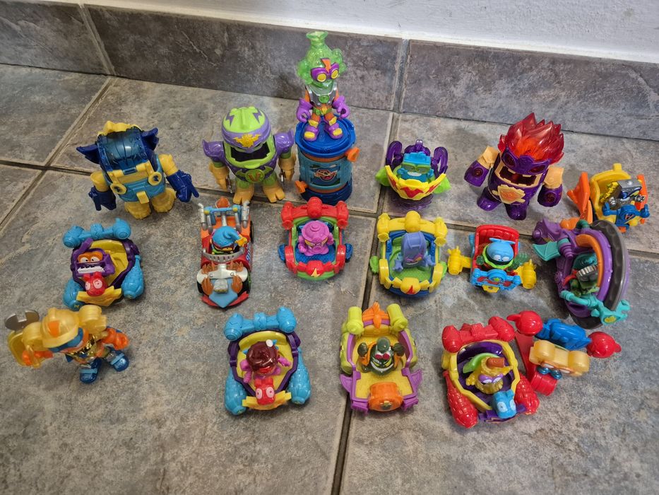 Set jucarii  superthings conform poze

SE VAND LA SET SAU LA BUC

Pt p