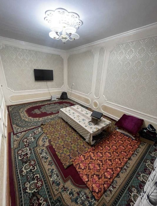 Сдается 2 ком Юнусабад 11. 5мин от метро Туркистан Сдается Девушкам
