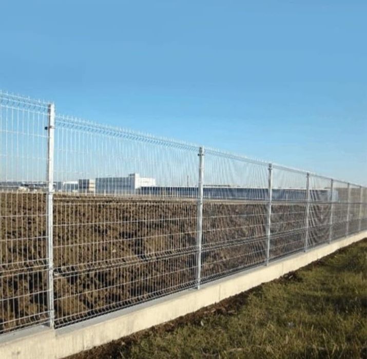 Garduri din sipca metalica, panou tip jaluzele, tabla, plasa si BCA