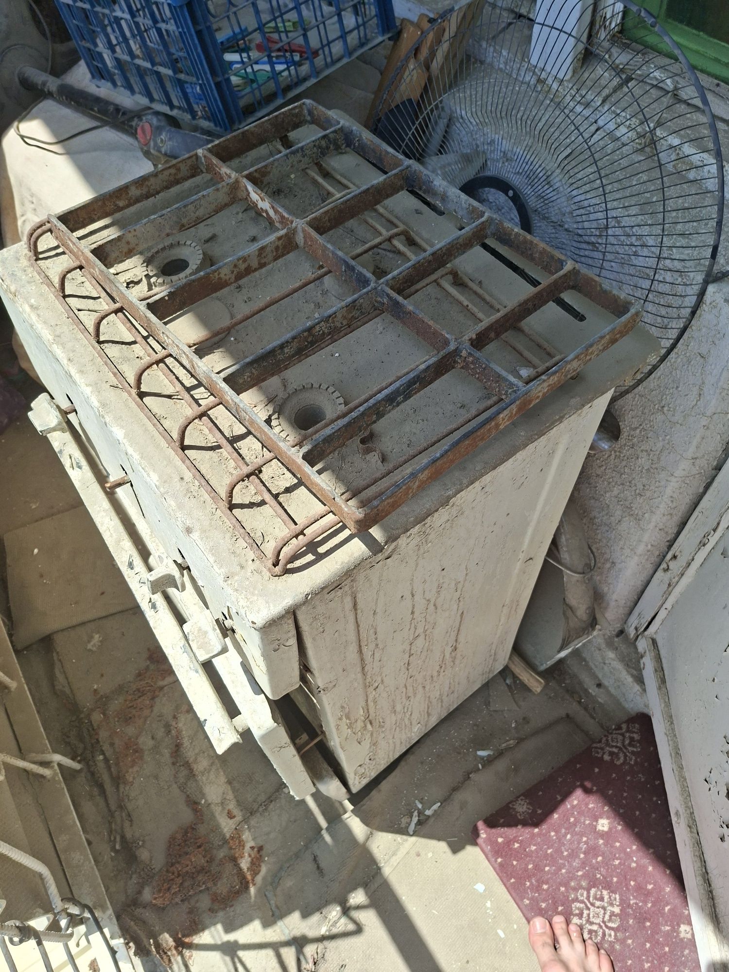 Б/у газ плита сотилади