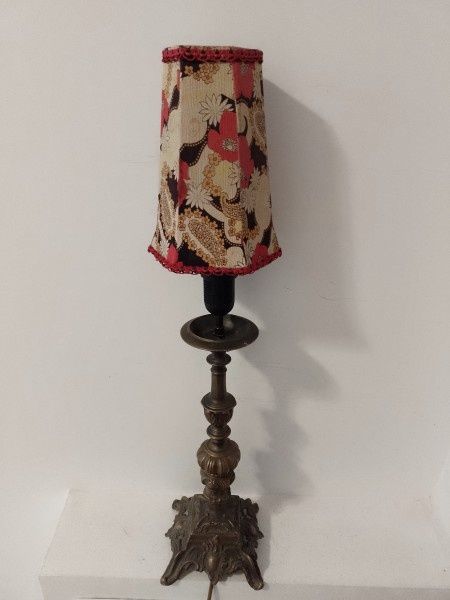 Elegant lampadar din bronz Baroc