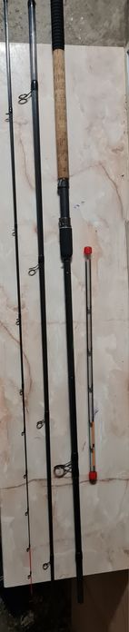 Lanseta 3 tronsoane feeder fibra de carbon Baracuda Dynasty Feeder Plu