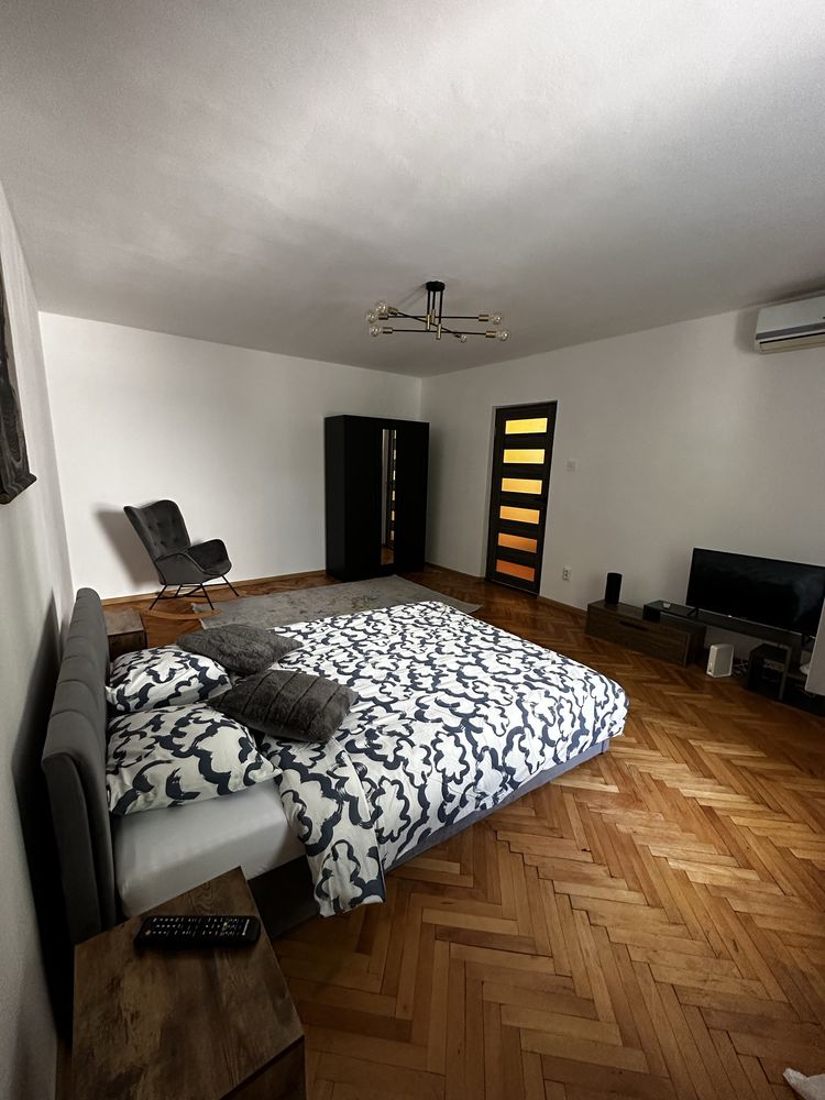 Apartament cu o camera in  regim hotelier, zona centrala