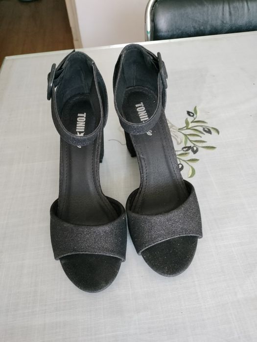 Sandale elegante cu sclipicii