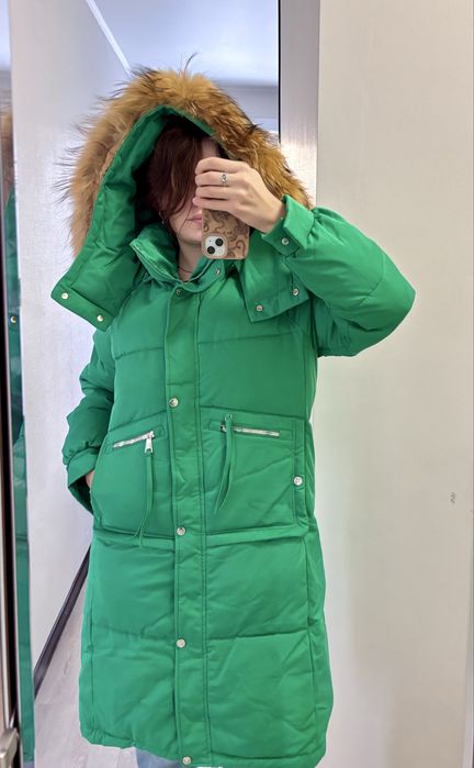 Продам зимний тёплый пуховик