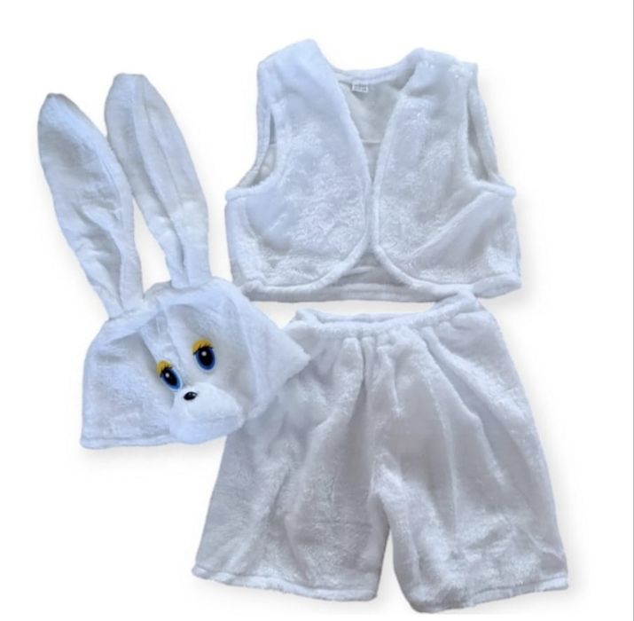 Продам новогодние костюмы.