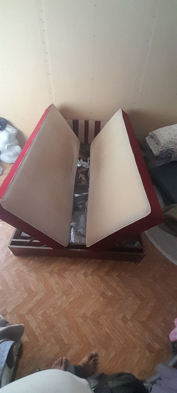 Раскладной диван