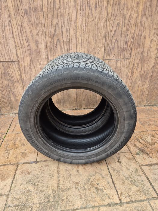 Cauciucuri Continental  de iarnă 255 55 19 în stare bună