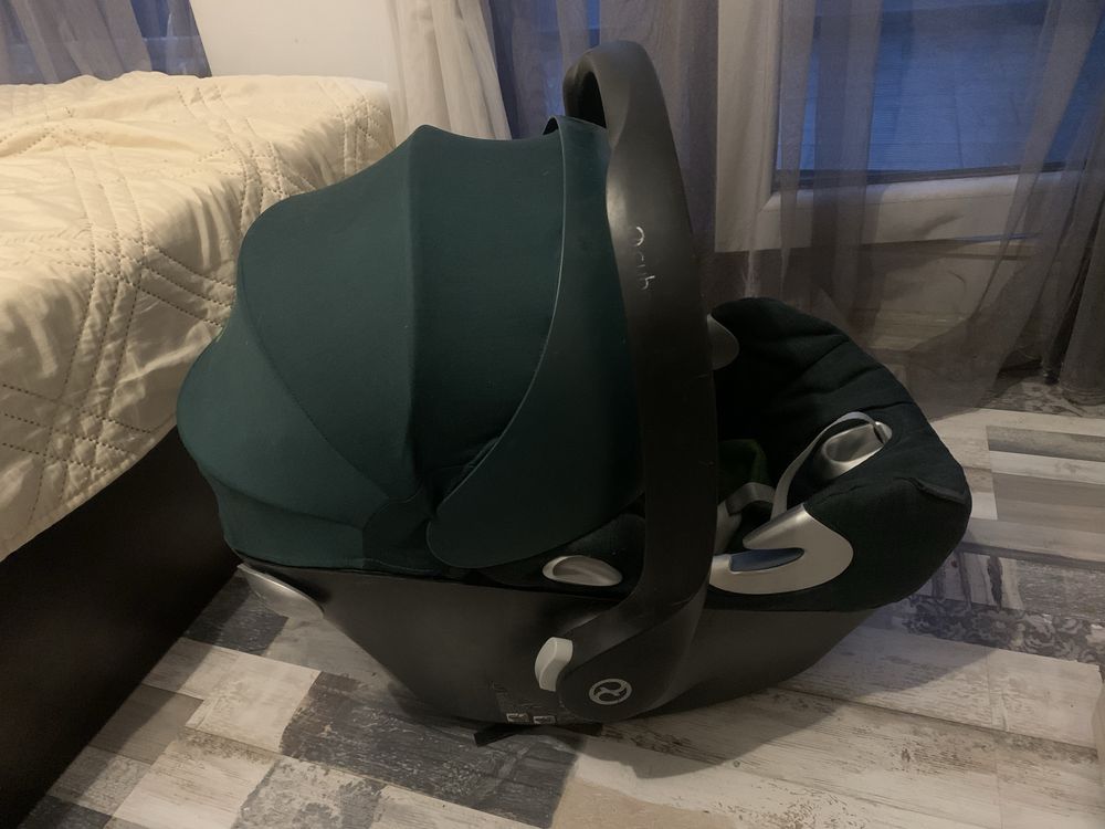 Столче за кола Cybex Aton Q