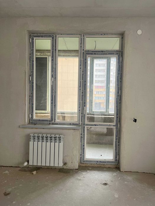 Продам оконную раму