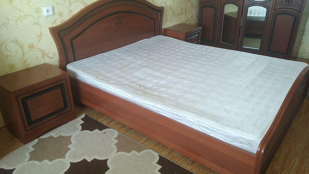 Продам спальный гарнитур так-же есть комод