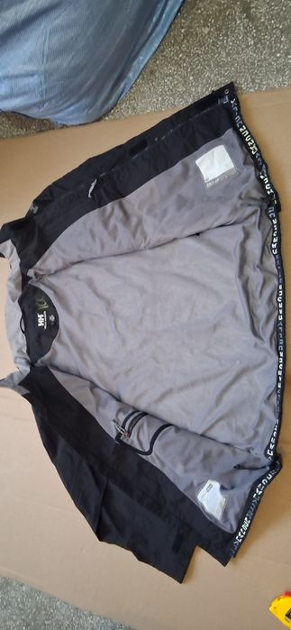 Geacă impermeabilă Helly Hansen mărimea L, merge la xl