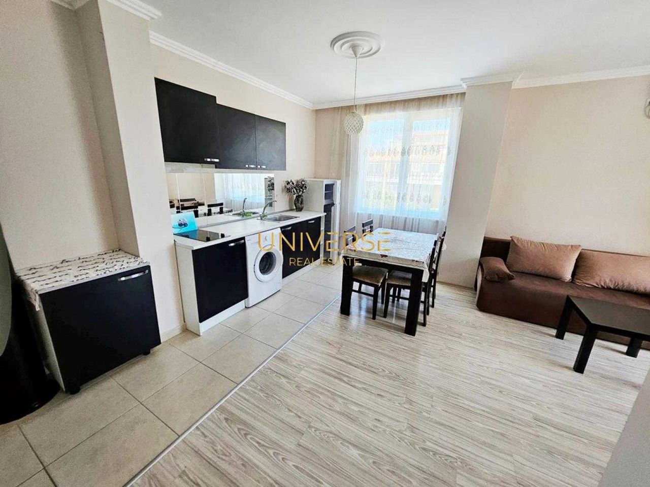 Продава се Двустаен апартамент в к.к. Слънчев бряг - 61 кв.м за 1310 €/кв.м - Снимка #3