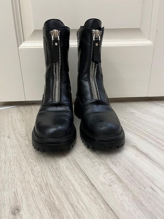 Продам кожаные сапоги на весну