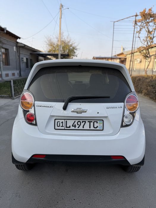 Спарк 2011-йил 1л 150 000км юрган