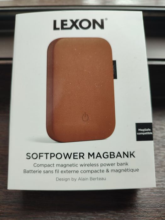 Vând baterie externă iPhone