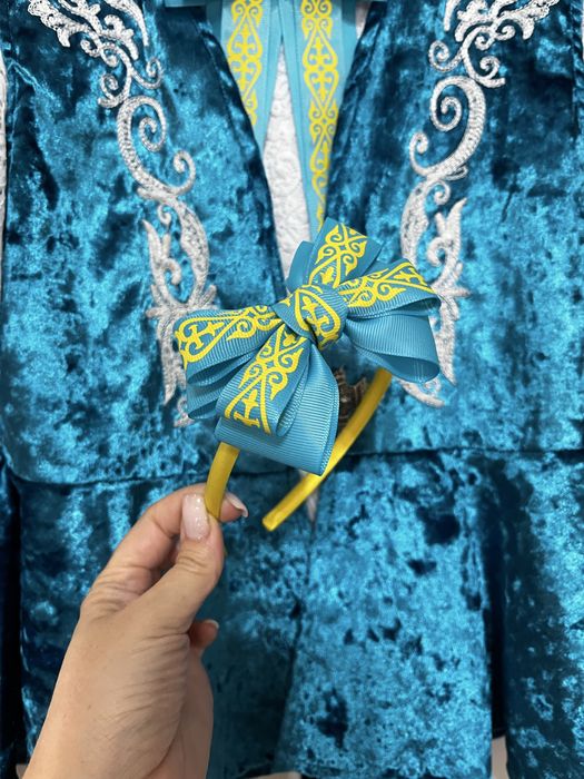 Ободки с национальной символикой