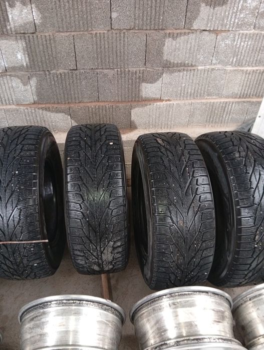 NOKIAN  HAKKAPELIITTA.                                       265/