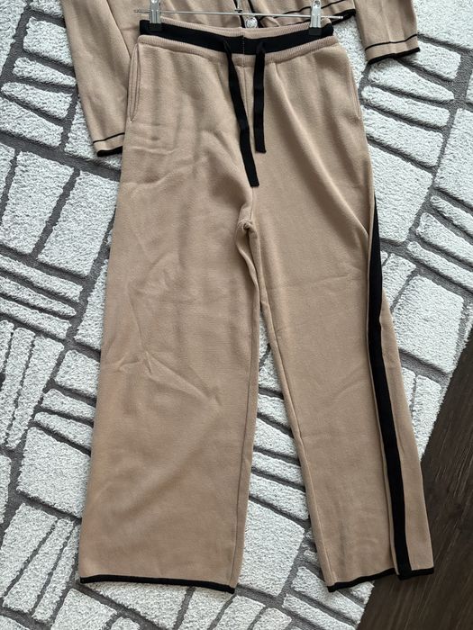 Дамски комплекти плетиво