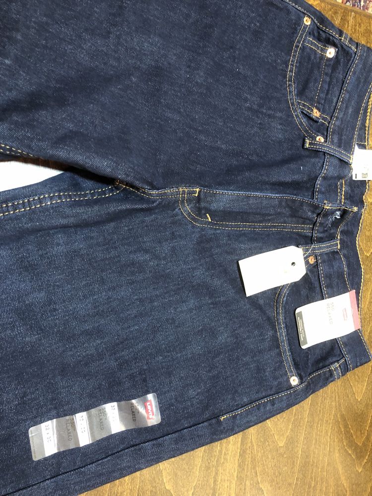 Джинсы LEVIS.   Модель 550