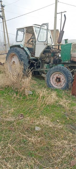 Трактор на запчасти