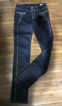 Новые брендовые джинсы