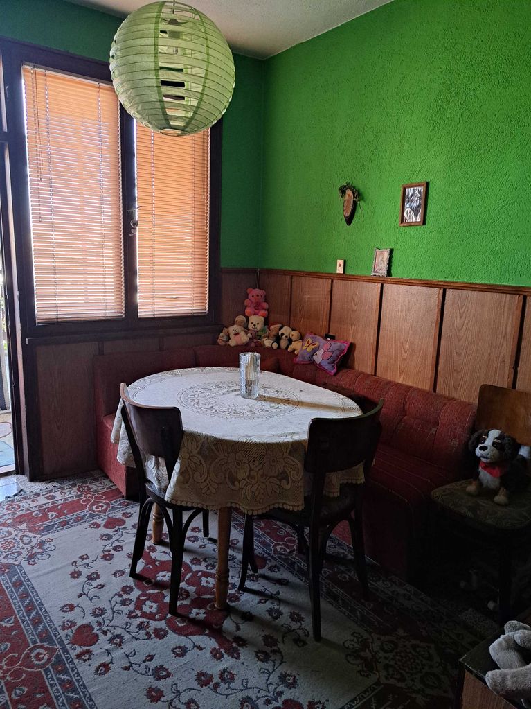 Продава се Тристаен апартамент в Панагюрище - 140 кв.м за 858 €/кв.м - Снимка #6