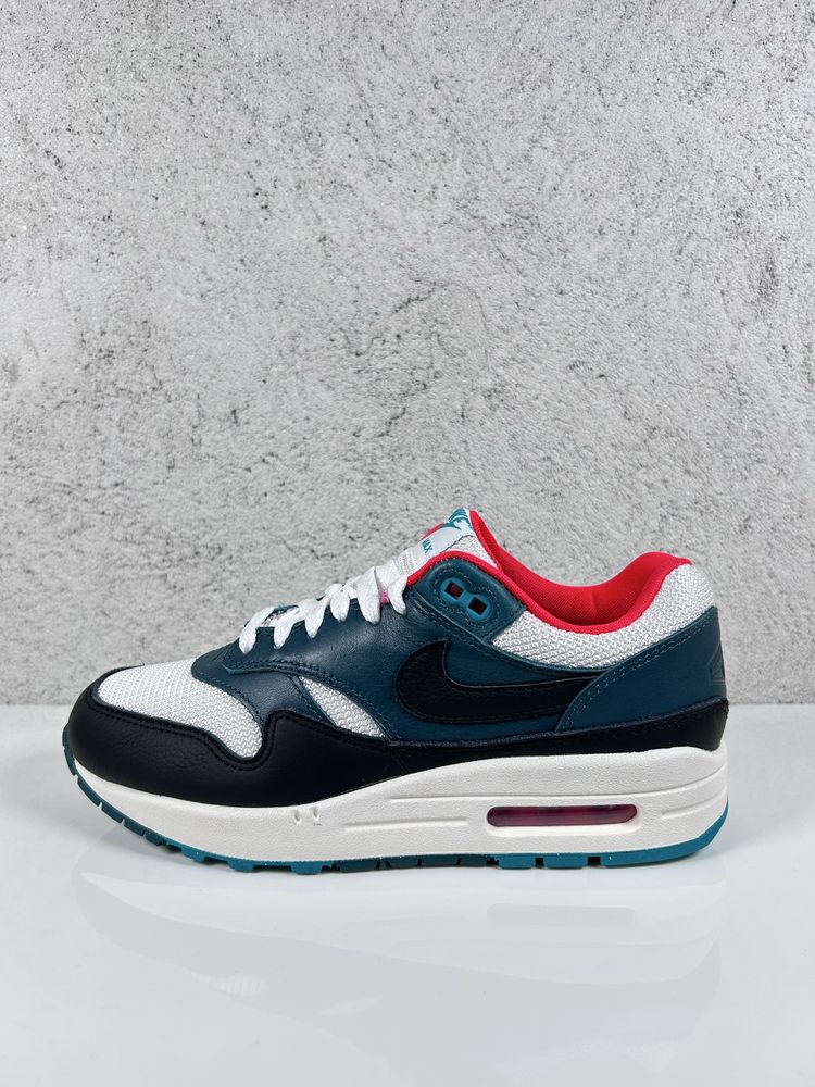 Nike Air Max 1 LeBron James Liverpool F.C.