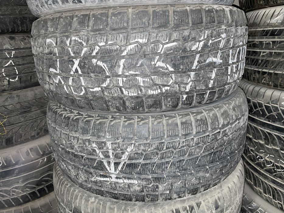 Продам зимние шины 285,65 р 17 Ёкахама 2шт