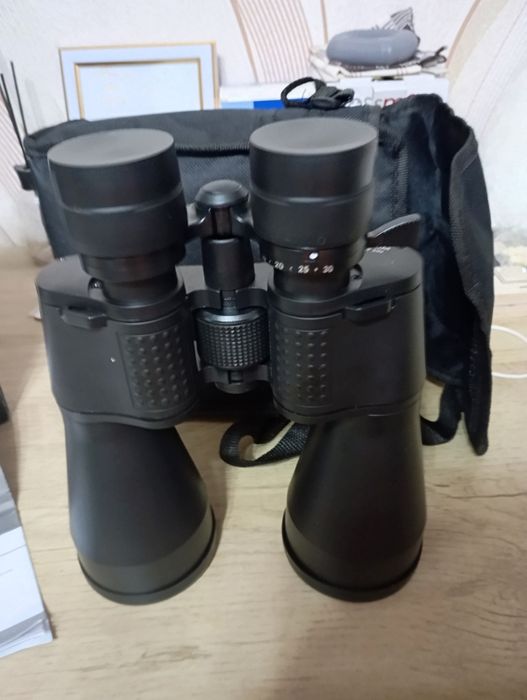 Продается Бинокль 30 крат в отличном состоянии