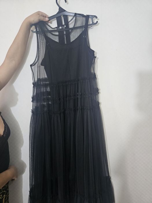 Элегантное платье Dior, новое, не носили