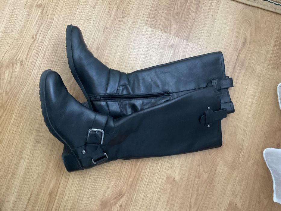 Дамски ботуши черни