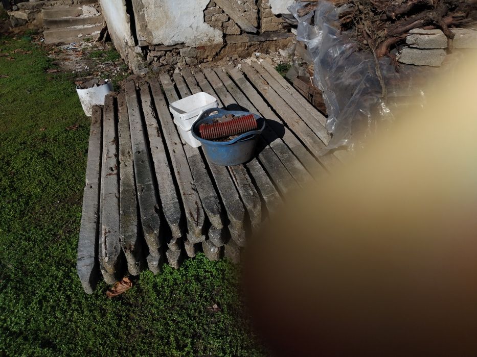 Циментови колове за лоза