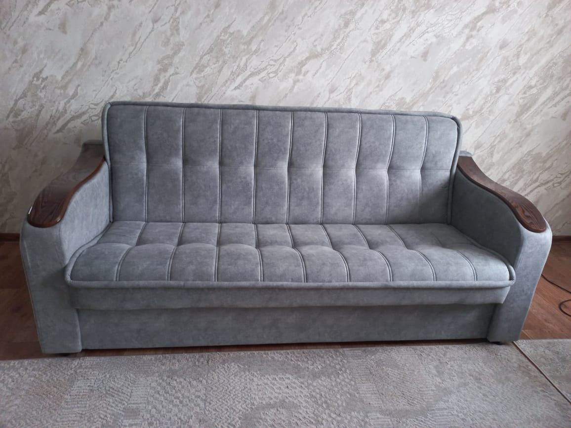 Мягкий раскладной диван