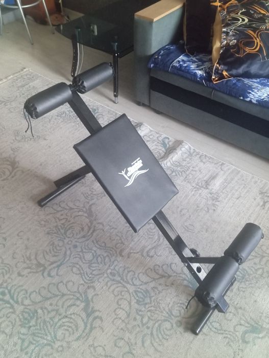 Тренажёр для пресса и спины