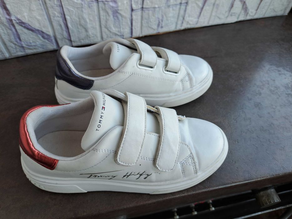 детски маратонки,кецове,спортни обувки,Tommy Hilfiger,ном,33за момче