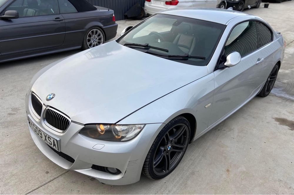 Dezmembrez BMW 330d E92 M-Pack ,Motor 245cp N57 ,NAVI CIC,volan padele