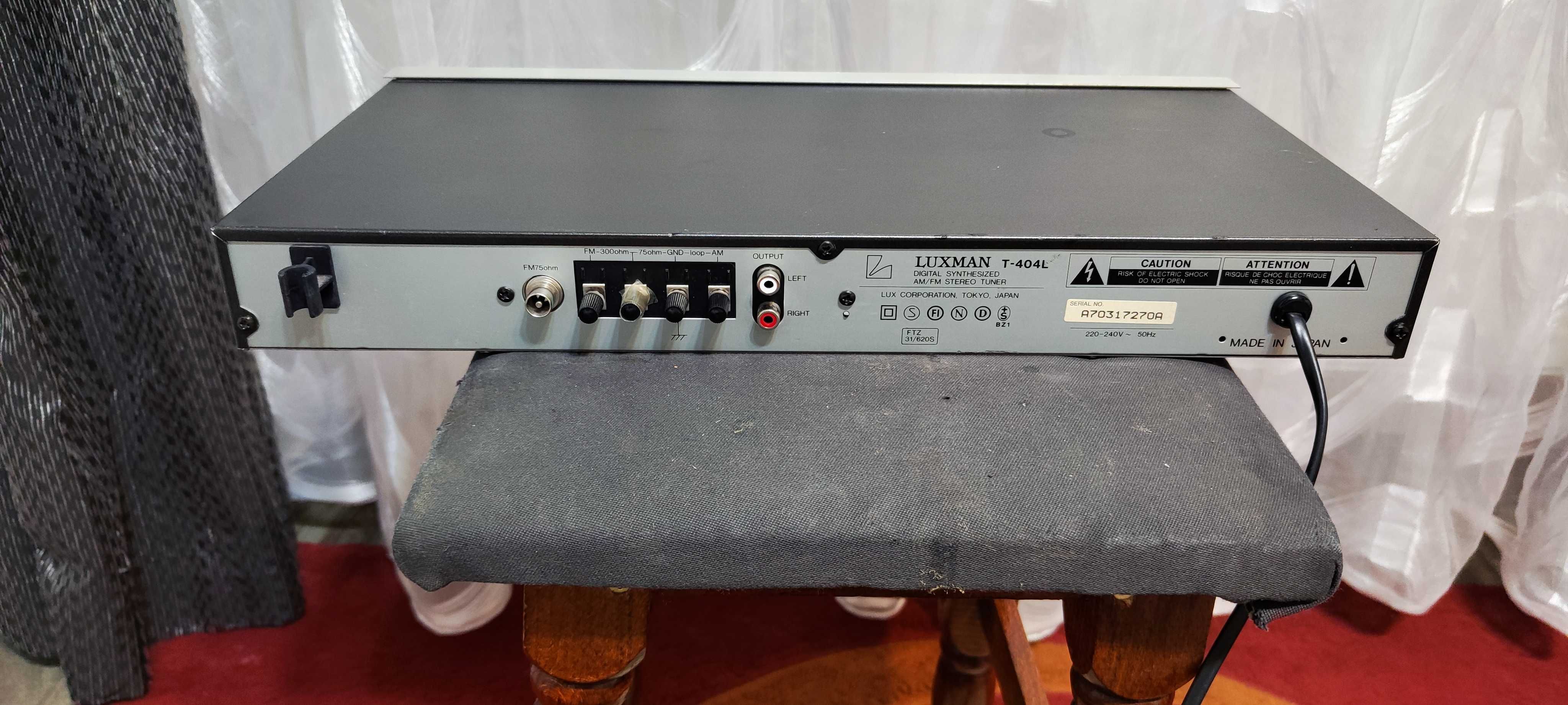 Tuner Audio Luxman T-404 Tuner Pentru Amplificator