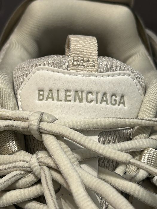 Balenciaga track