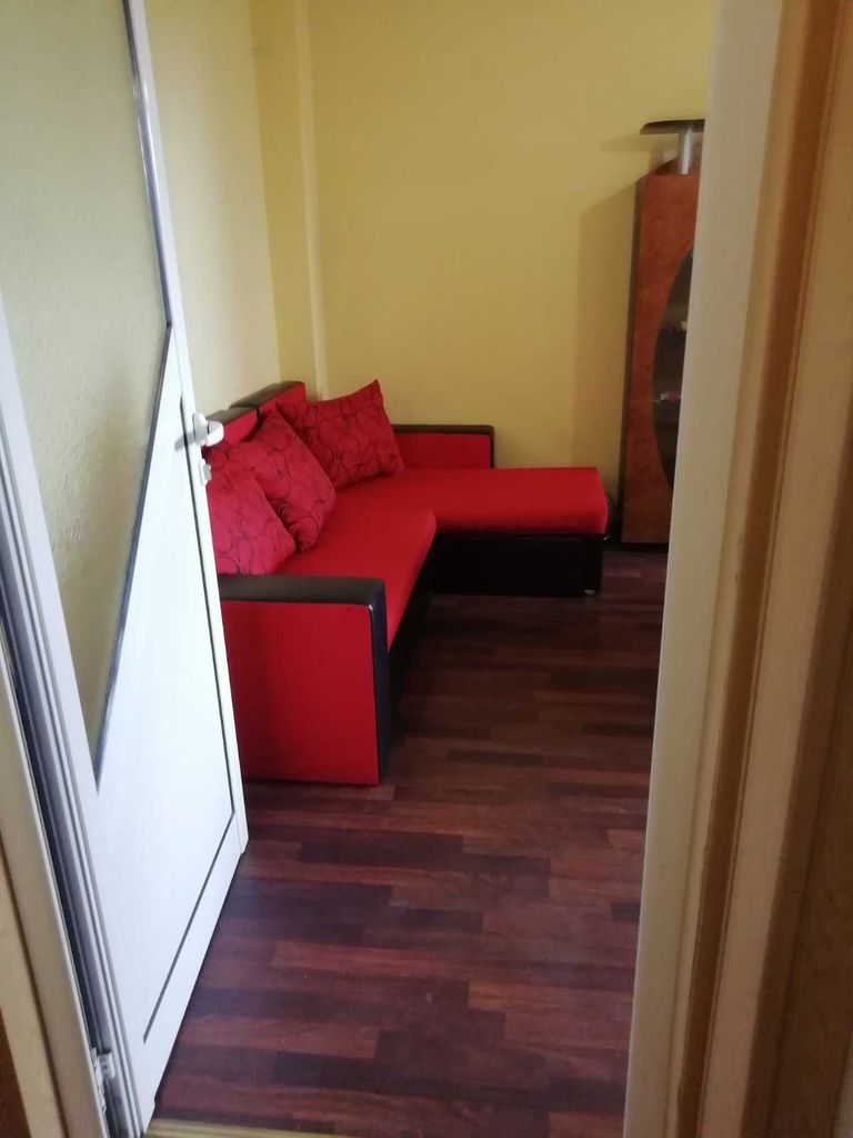 Дава се под наем Тристаен апартамент в Стара Загора, Три чучура - юг - 75 кв.м за 255 € - Снимка #3