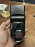 ФОТОВСПЫШКИ Canon 430EXII срочно продам