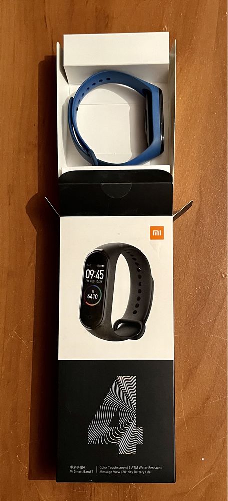 Фитнес браслет Mi Band 4