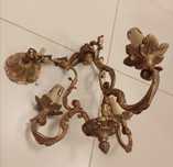 Candelabru bronz cu 3 brațe ,piesa cu o lucrătură de o foarte mare fin