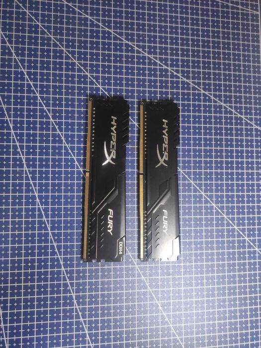 2x4 HyperX RAM DDR4 2666mhz