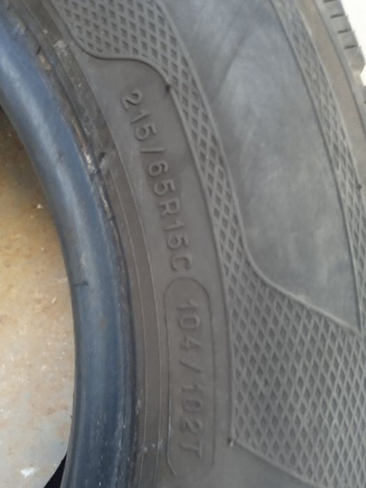 Зимни гуми 215/65/15 С 4бр.