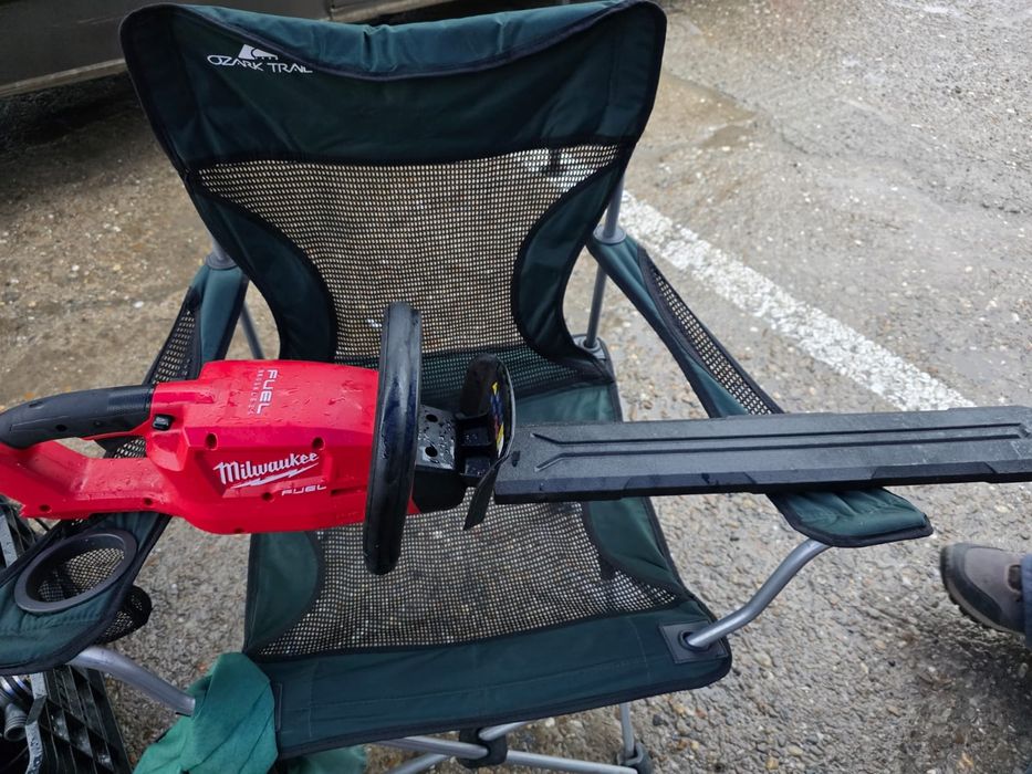 Milwaukee m18 pt coafat gard viu tuia