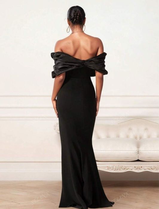 Официална черна рокля