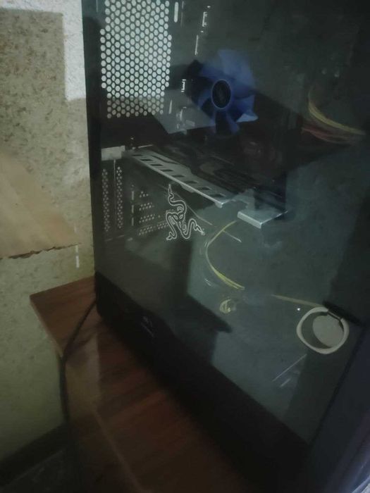 Продам  Комплект Core i5 10400F