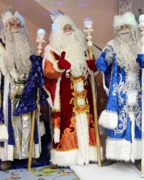 Поздравление Дедушки Мороза и Снегурочки 
Спешите заброниро