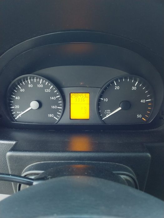 Mercedes Benz Sprinter